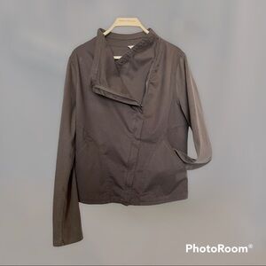 Hem and thread Zip Up jacket/shirt